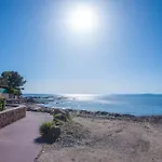 A Saint-raphael *