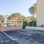 A Saint-raphael Appartement Saint-Raphaël