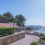 A Saint-raphael