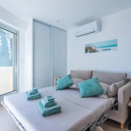 A Saint-raphael Апартаменты