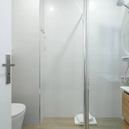 Апартаменты A Saint-raphael *